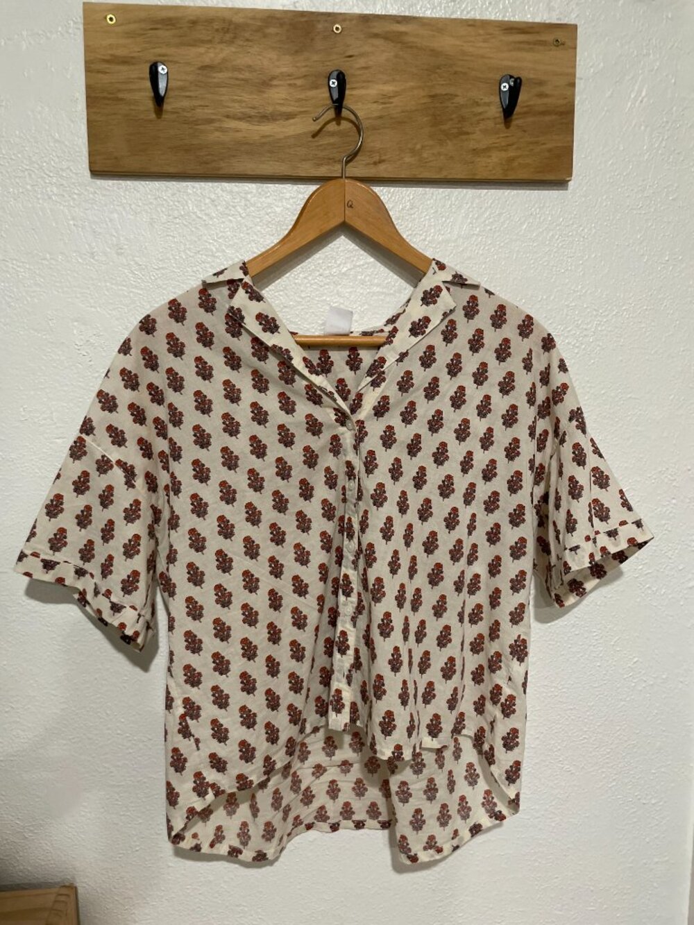 Melrose & Market Floral Button Front Blouse S Boho Indian Print